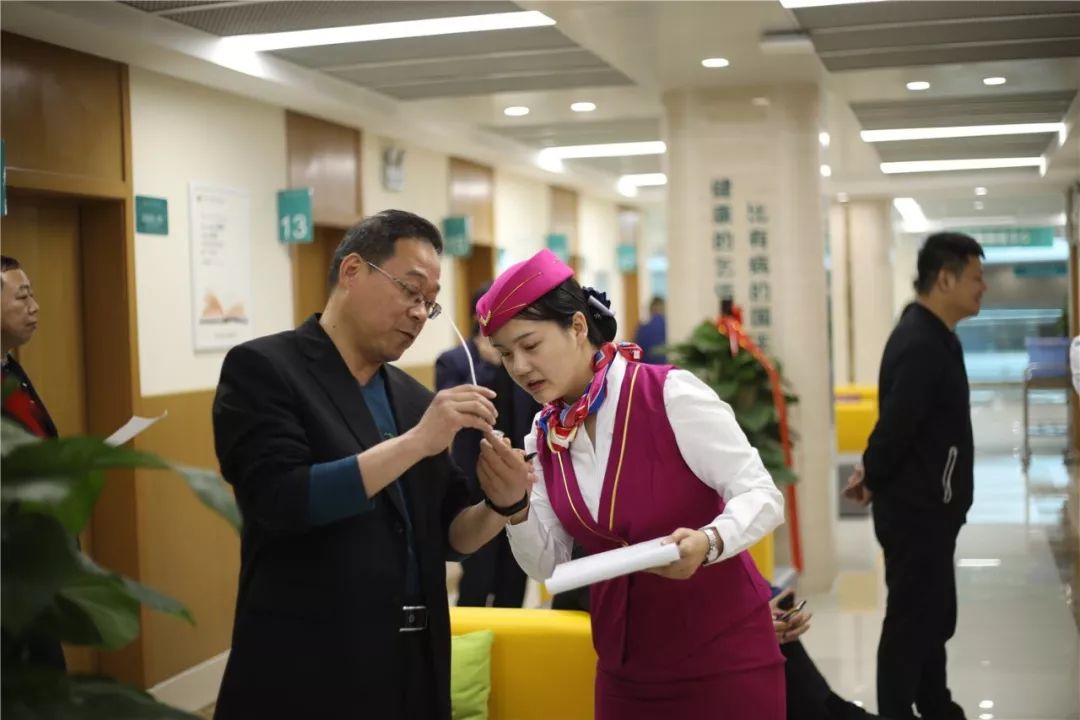 石家庄24小时套医保卡(北京医保卡使用指南)