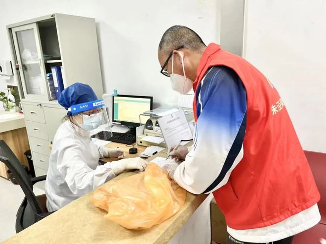 石家庄24小时高价回收医保(24小时高价回收医保医保套出)